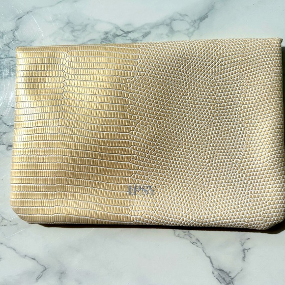 Cosmetic Bag - New - Picture 3 of 4